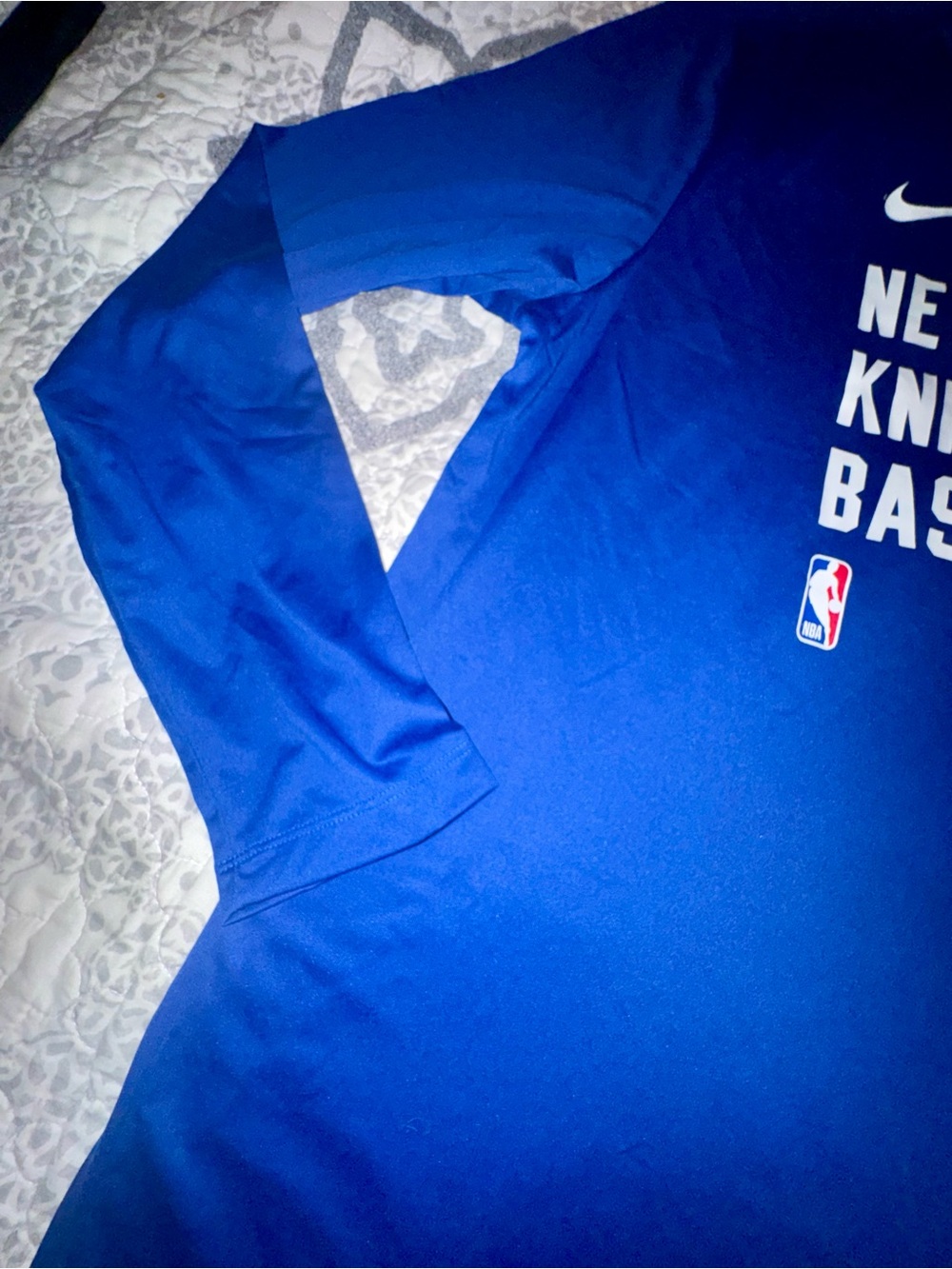 Nike New York Knicks Team Issue Pregame Warmup L/S Shirt (Blue) Mens Size XL - Picture 7 of 10